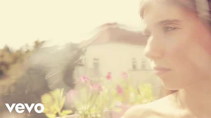 Artenvielfalt Presents Paulina Adler - Stop Breath...