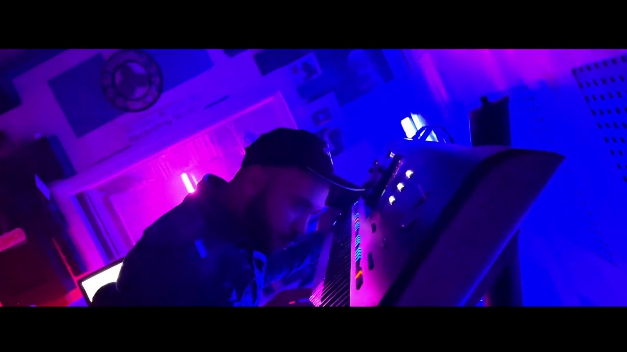 Cheb Momo - 3ach9ha Fat El Houdoud + Mazel Mazel (Acoustic Cover Officiel Video )