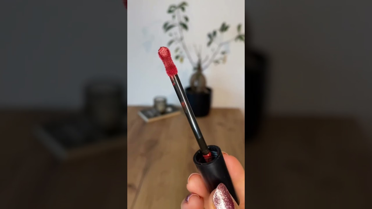 Essence Colour Boost Lipstick 