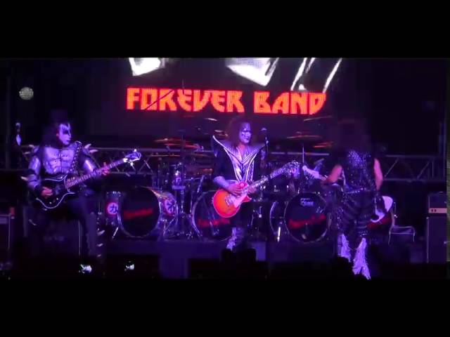 KISS FOREVER BAND - 20th Anniversary show's start