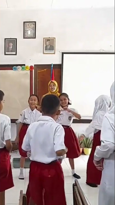 Lagu Bengawan Solo membuat suasana ambyar 😍