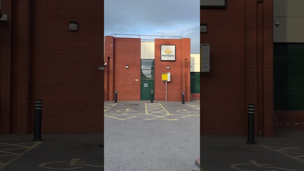 Jis hisab sy mobile use krty ho 😂 