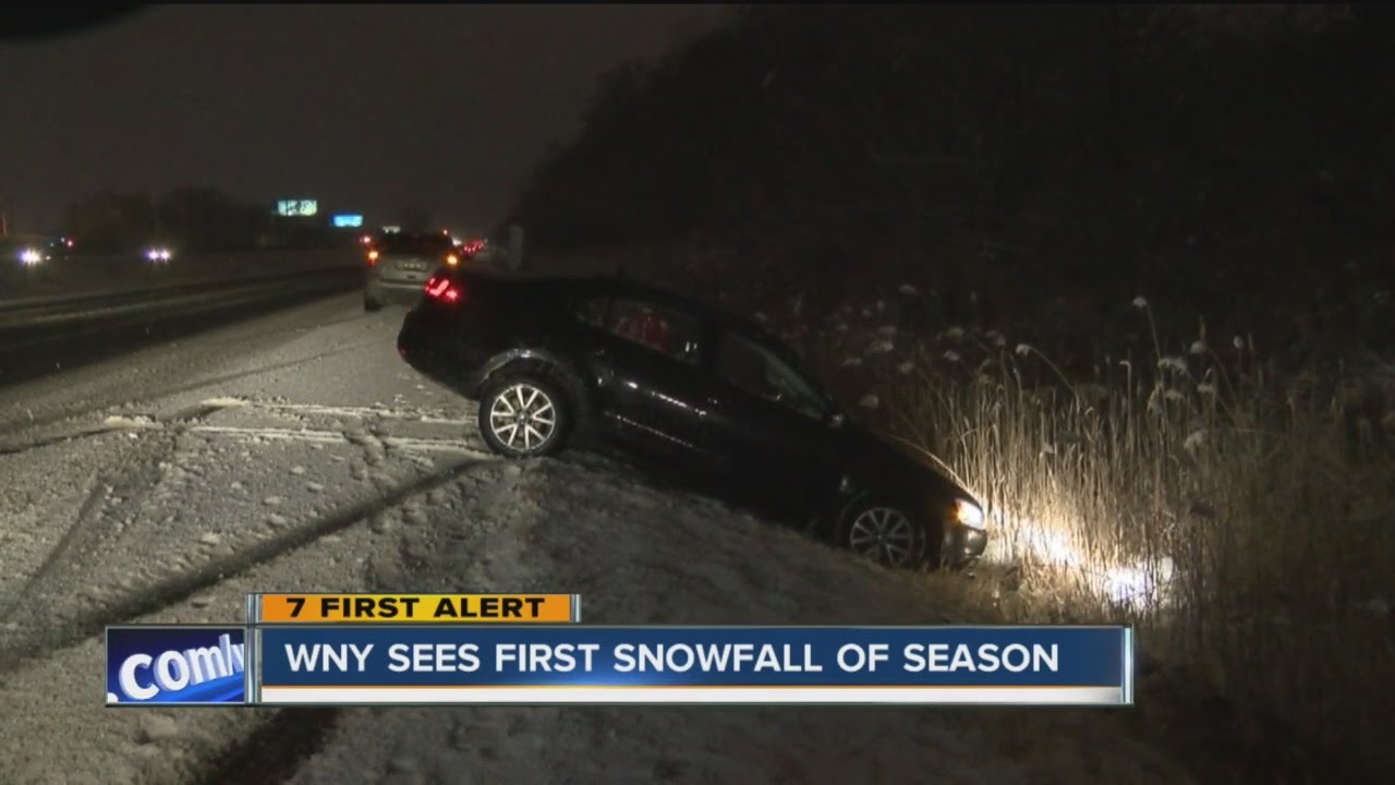 Western New York sees first snowfall of the season - YouTube