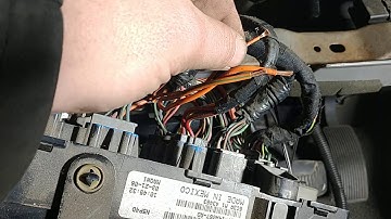 2006 Ford Super Duty upfitter aux switches explained