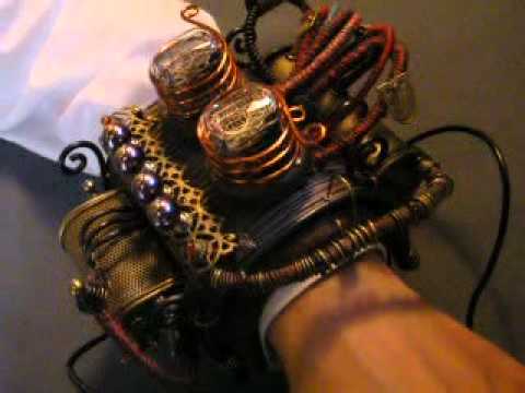 ニキシー管腕時計(nixie wristwatch) - YouTube