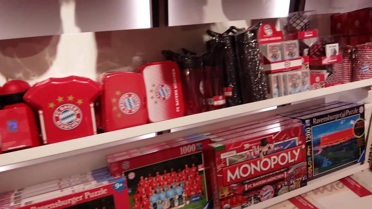 BAYERN MUNCHEN FAN SHOP - YouTube