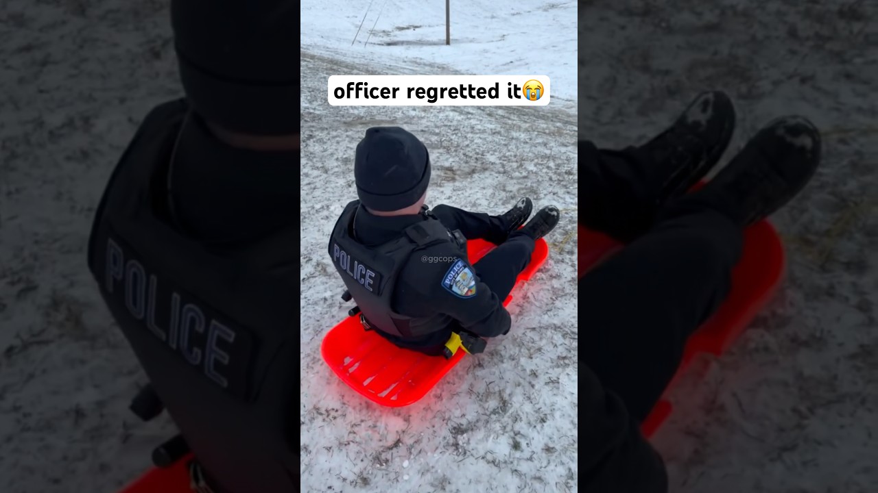 Полицейские не удержались и тоже присоединились к катанию на горках😭