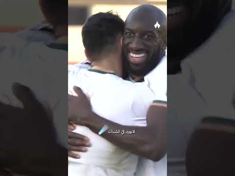 حدس المهاجم الحاسم لابورد يخطف الكرة من أمام المرمى ويحو لها لهدف