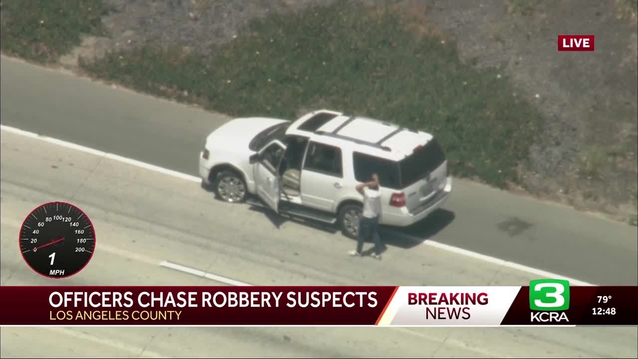 Man detained after a high-speed freeway chase in LA - YouTube