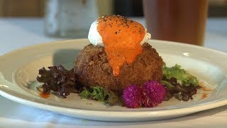 Ye Old College Inn - Dining Tip