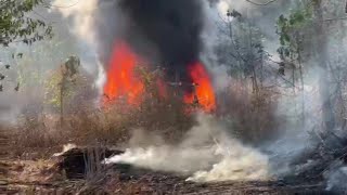 വളാഞ്ചേരി കാവുംപുറത്ത് നിര്‍ത്തിയിട്ടിരുന്ന ഇലക്ട്രിക് കാറുകള്‍ കത്തി നശിച്ചു