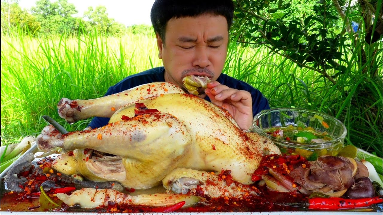 ต้มไก่บ้านเนื้อหวานๆใส่มะขามอ่อนน้ำจิ้มแจ่วพริกสด#food