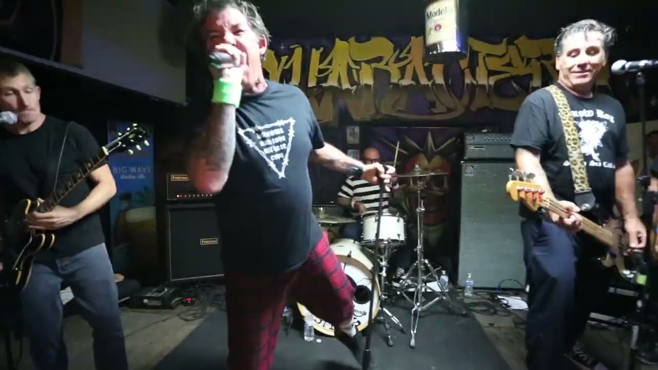 Infamous Stiffs at Characters Sportsbar 9/2/2022