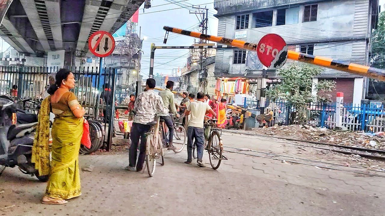 Indian🇮🇳railroad Train CROSSING Part-6 | Indian railways| Train tv@