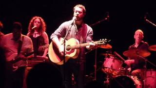 Amos Lee LIVE &quot;Behind Me Now&quot; Beacon Theater NYC