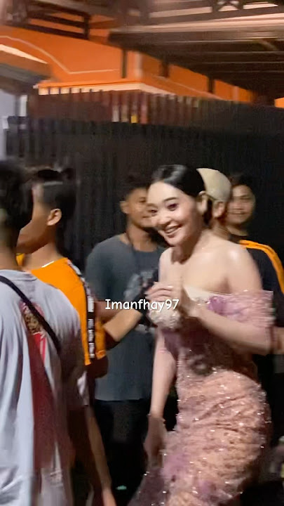 DIFARINA INDRA & FENDIK ADELLA ASLINYA TERNYATA KAYA GINI 😍 #difarinaadella #omadellaterbaru #short