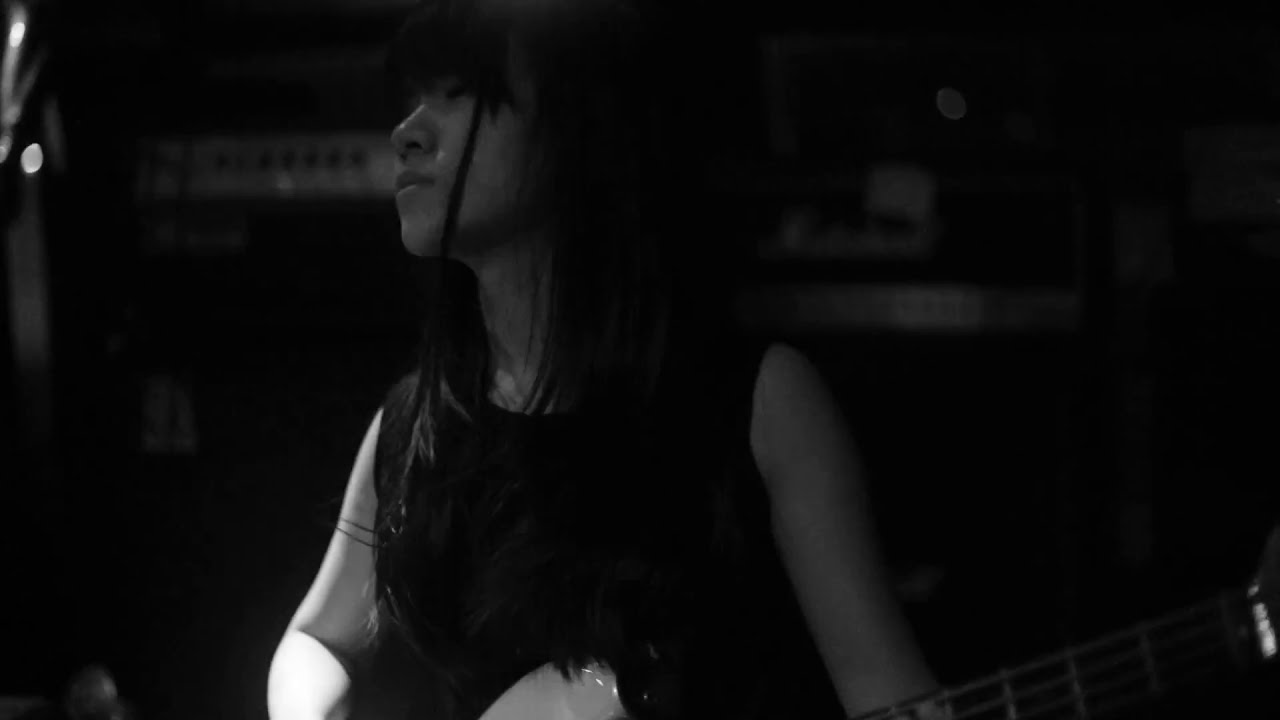 Flow - Through the Walls (I am waiting for you last summer Cover)