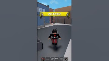 Glitching hero win! #roblox #mm2 #robloxmm2 #mm2roblox #murdermystery2 #robloxedit #mm2win #shorts