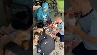 Hammuds Sandals Are Backwards