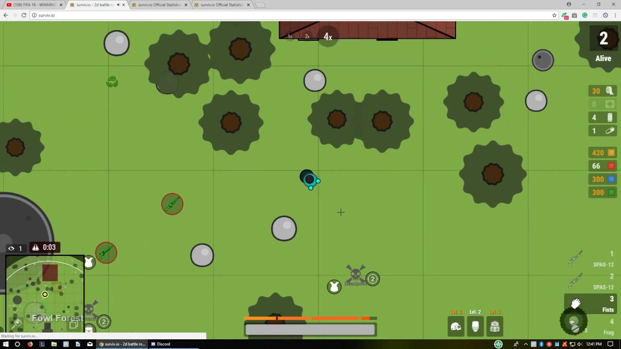 Surviv.io. Using double Spas-12 on a pro player!