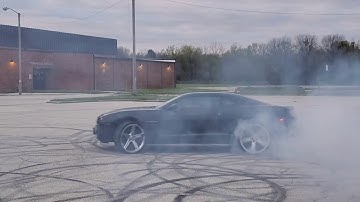my v6 camaro vs my v8 camaro donut challenge