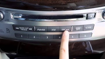 2014 Infiniti QX60 HEV - USB/iPod® Interface