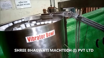 Soda / Juice Pet Bottle Automatic Single Head Screw Capping Machine with Acrylic Cover