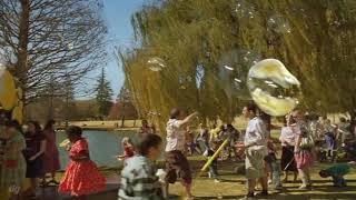ITV1 Bubbles ident November 2006 - April 2010