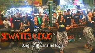 Goyang Asoyy ...!! SEWATES KERJO Angklung Carahal Jogja (Angklung Maliobori )