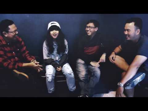 KHALIFA - Menaklukan Dunia (Audio Track)