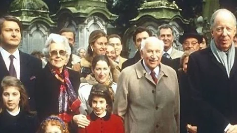 Su cosa si basa la famiglia?