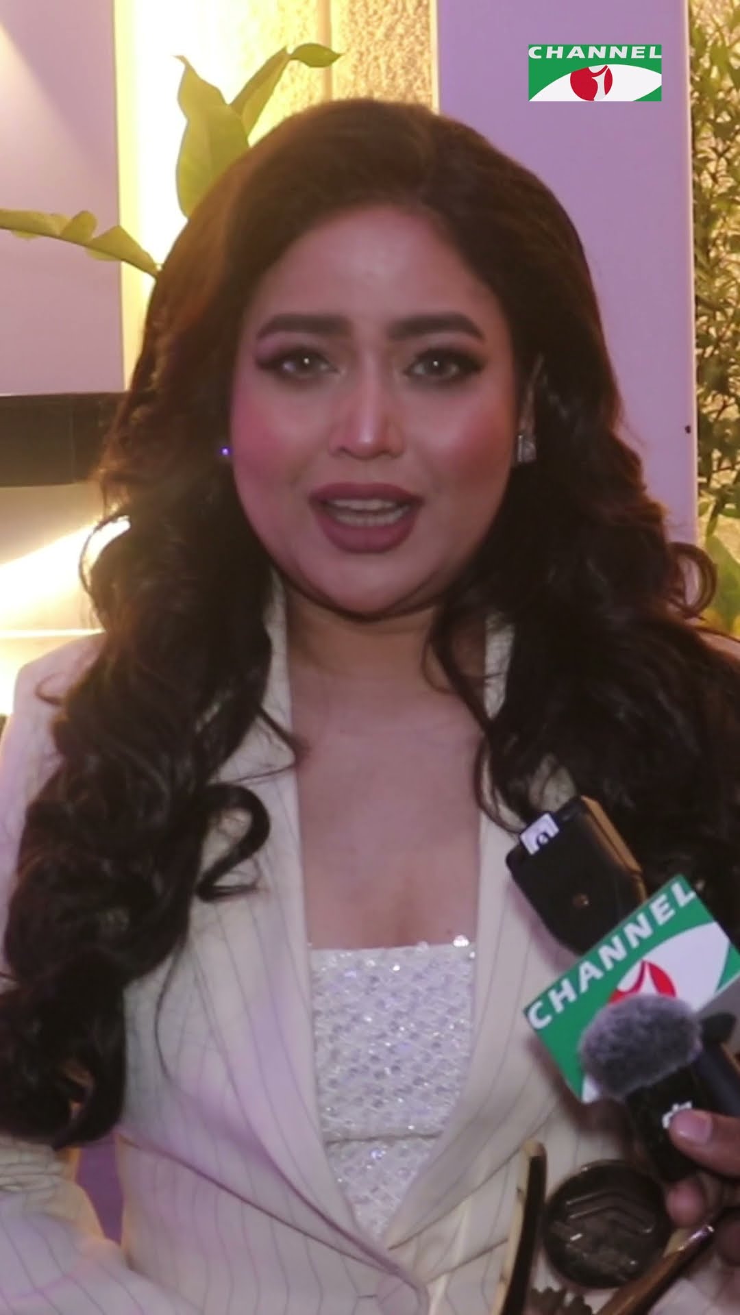 নতুন বই নিয়ে ফেরার ইঙ্গিত ভাবনার #shorts