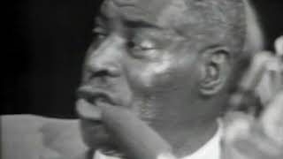 Howlin&#39; For My Baby performed by Howlin&#39; Wolf