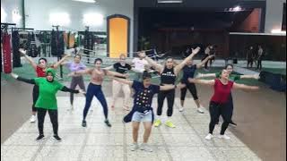 Baila Baila - Alvaro Estrella | Baila baila zumba | dance fitness workout | Bella Vamp Choreography