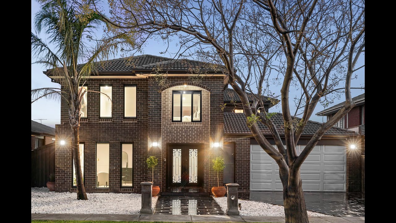 10 Bowmont Drive, Derrimut