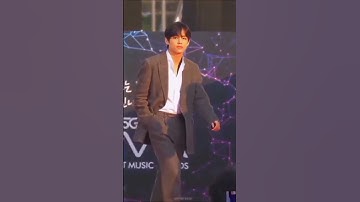 Hola(wait a minute) taehyung version||btsv||subscribe for more videos||