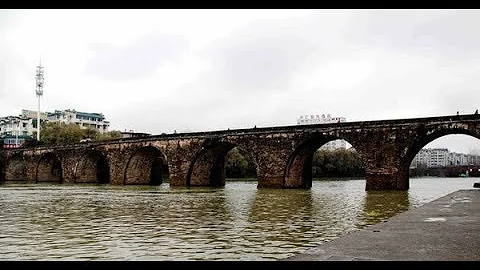 Hàng loạt cây cầu trăm tuổi của TQ đổ sập trong lũ, báo chí nói không chỉ do thiên tai