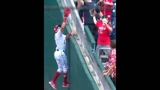 MLB Top Plays (pt 149): Adam Eaton INSANE Catch vs Marlins #nationals #mlb #baseball #topplays