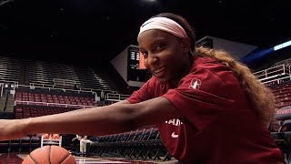 'She would rather pass than shoot': Tara VanDerveer on Kiana Williams' unselfish play