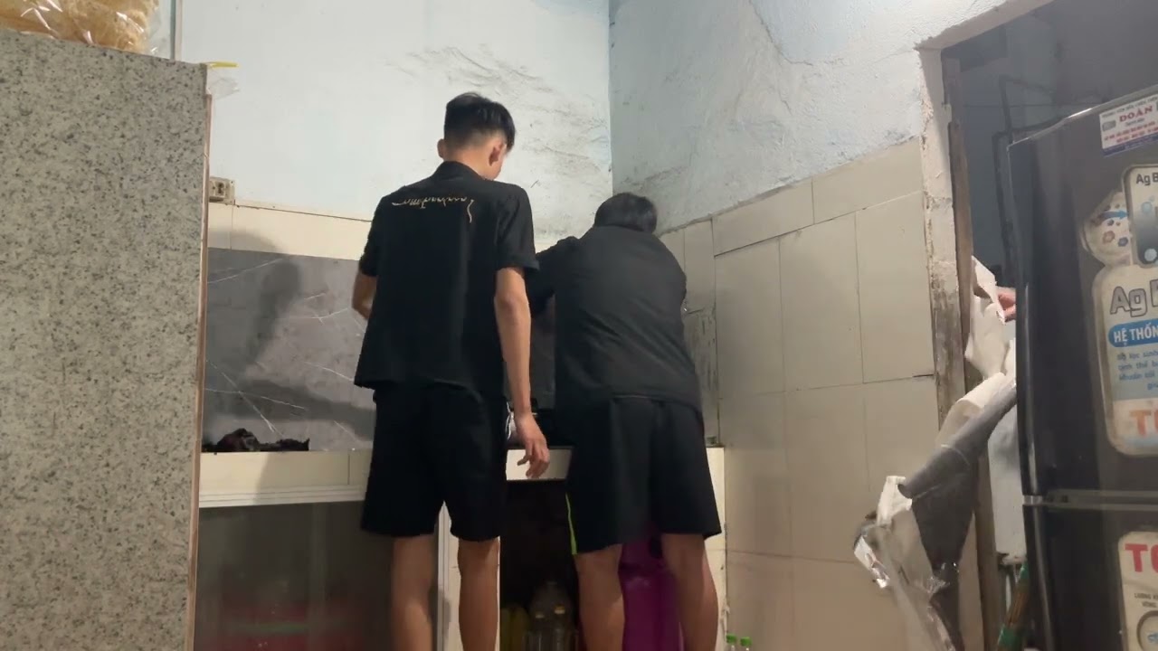 làm lại phòng bếp nấu ăn