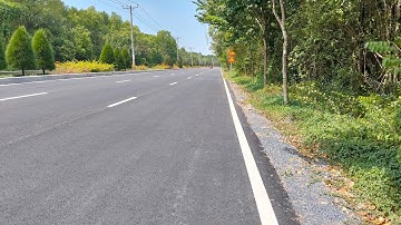 Mùng 3 tết Ất Tỵ Đường Rừng Sác Cần Giờ, hướng về Sài Gòn . Đuờng đẹp quá.