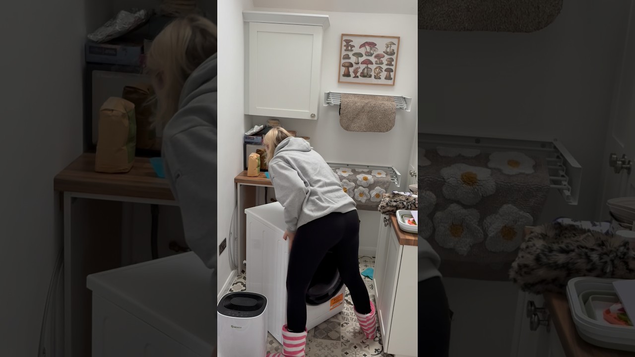 Реалистичный таймер. Горячий цикл удаляет загрязнения, а затем холодная стирка вымывает их. 