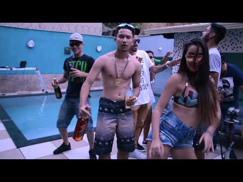 MC Hott - Bumbum vai balançar (Dj Beto Carrasco)(Clipe Oficial)