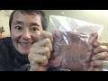 鹿肉でソーセージ作成中 家にある道具で挽肉にできるか？ ハーブ何入れるか？ 最後は燻製にして 外でクレソン取ってくる予定。