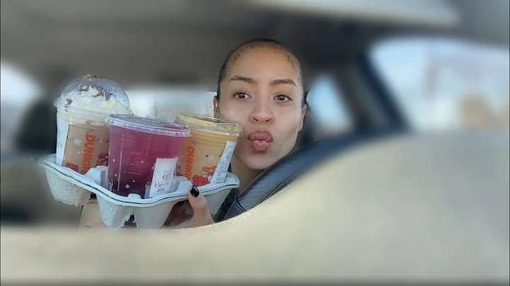 vlogmas day 2: trying Dunkin’s holiday drinks so you don’t have to ♡‧₊˚