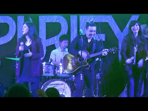 Senada dengan Surga - DenganMu Tuhan Cover by Vriego Soplely || GSJS Pakuwon Mall, Surabaya