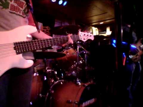 Sadowsky NYC MM5 bass - Squeezebox cover