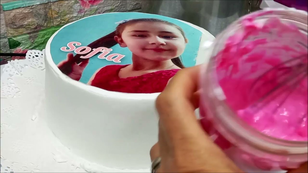 COMO COLOCAR FOTOGRAFIA  DE PAPEL AZUCAR EN TORTA !!!