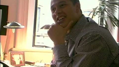 Startup.com Official Trailer