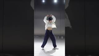 “Rhythm mode: ON ✨”#trending #viral #korean #dance #dancecover #like #shortsfeed #subscribe